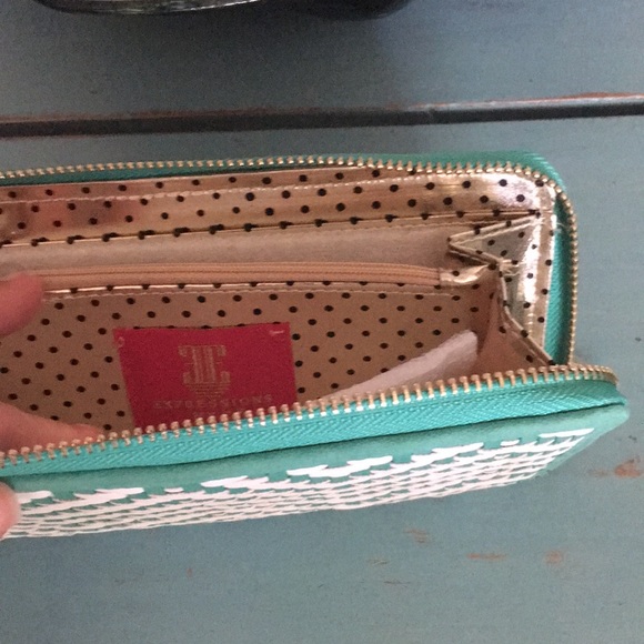 Wallet - Picture 3 of 4